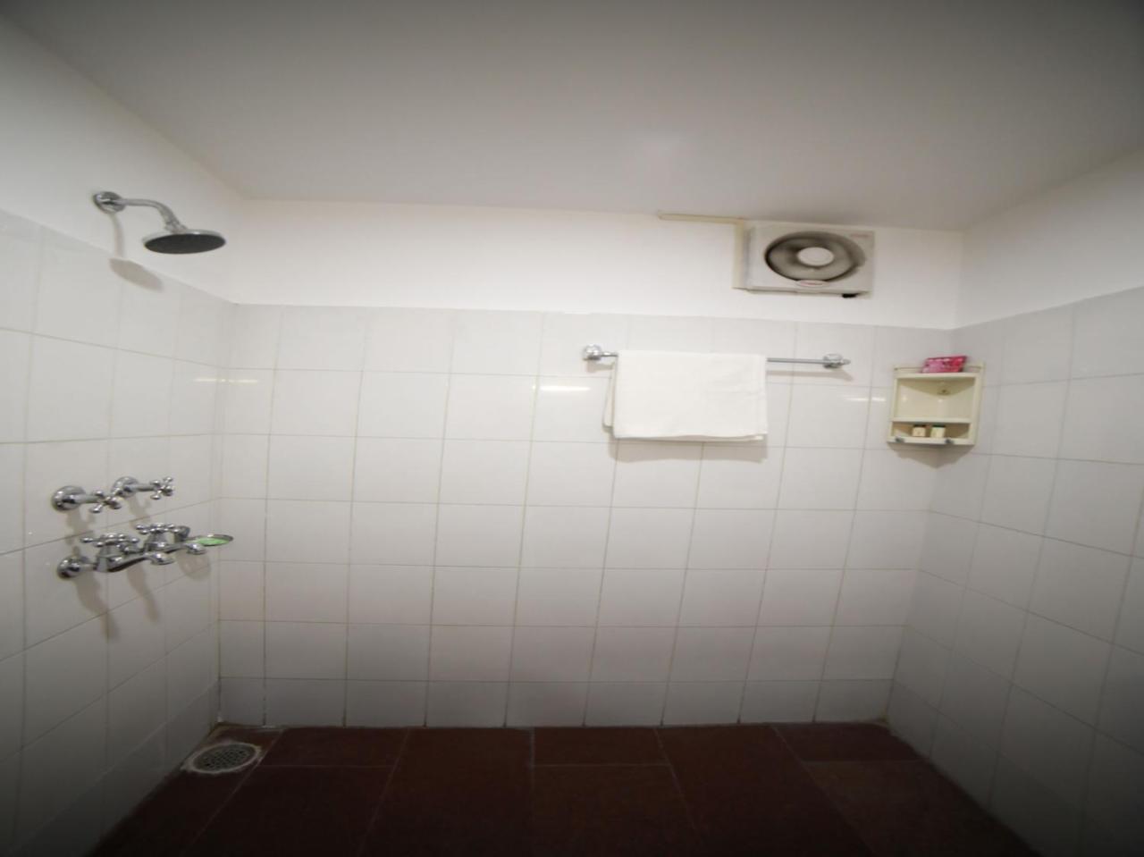 Oyo 15561 Corporate Villa Džammú Exteriér fotografie